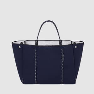 state-of-escape-tote